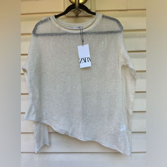 NET Zara cream long sleeved, asymmetrical hem, mesh, acrylic/cotton blend, Med - Picture 1 of 8